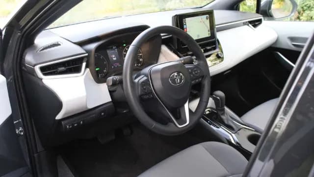 Vehicle View 6