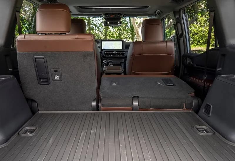 Vehicle View 10