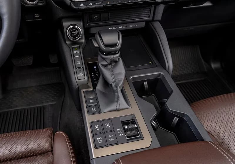 Vehicle View 8