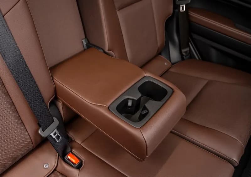 Vehicle View 9