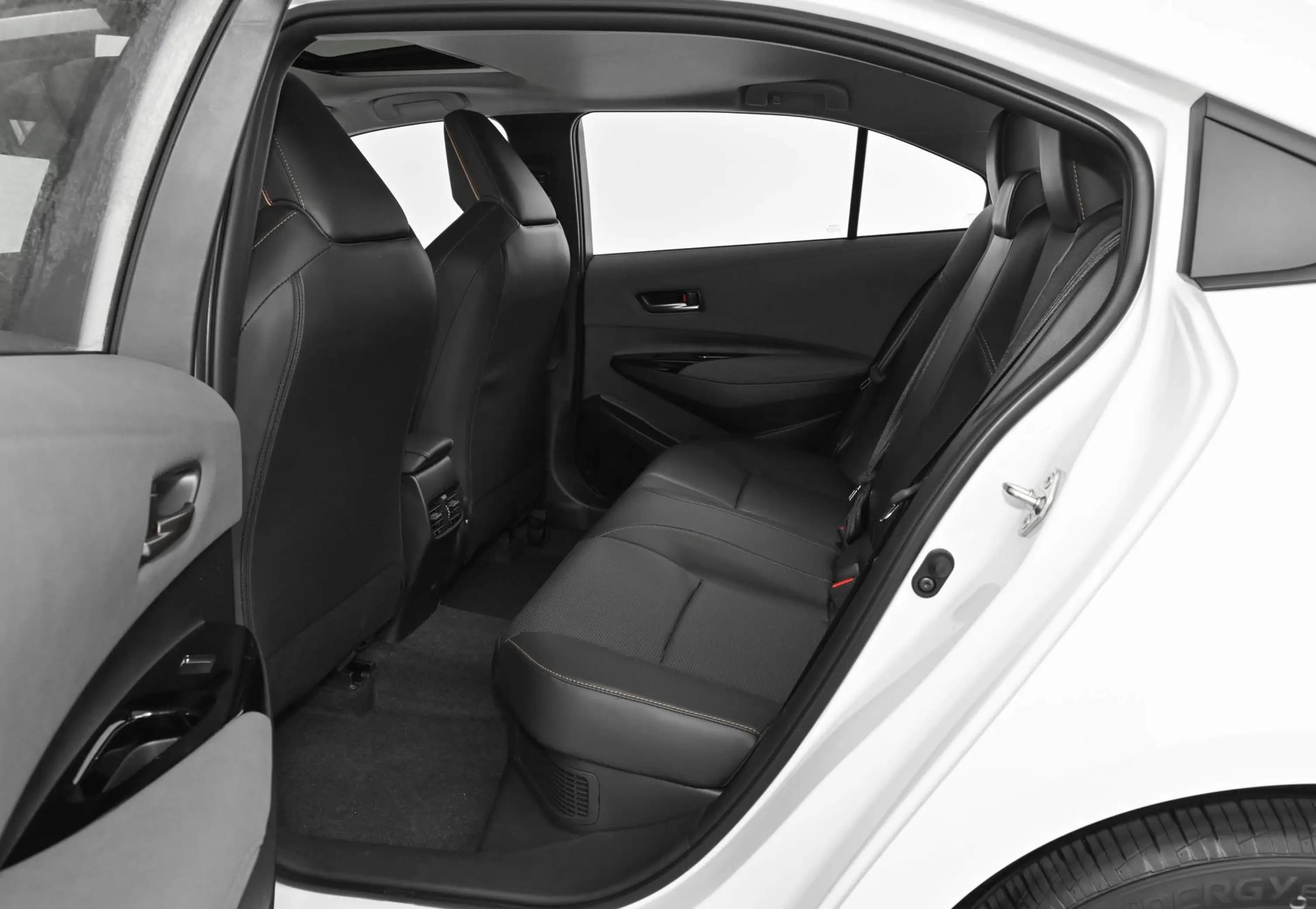 Vehicle View 12