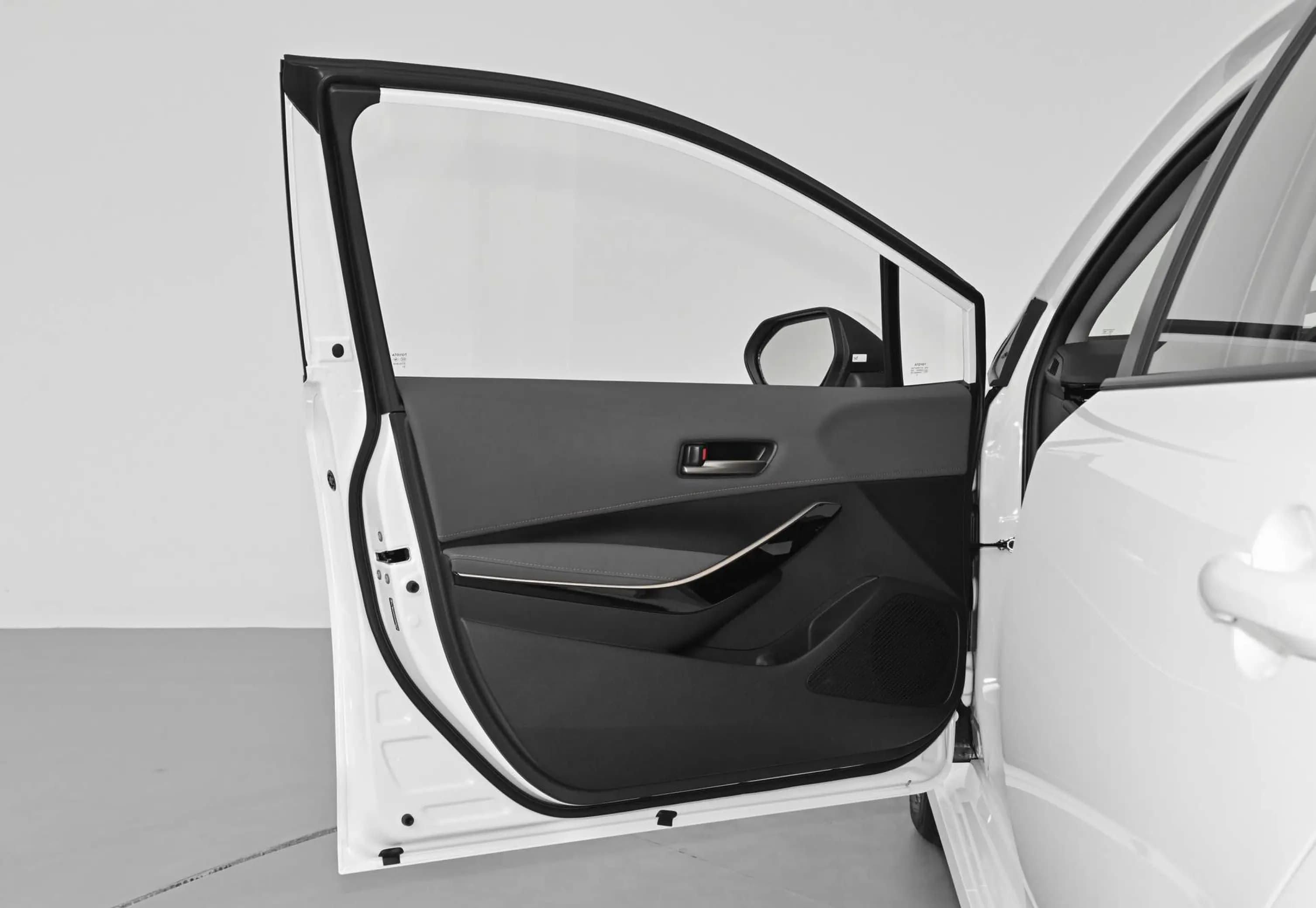 Vehicle View 14