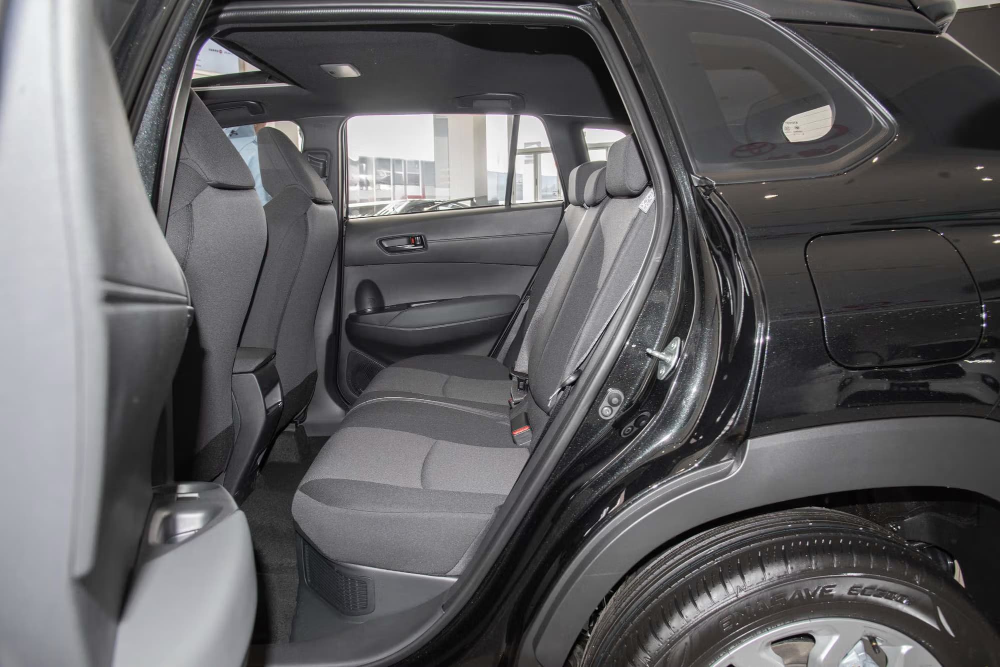 Vehicle View 12