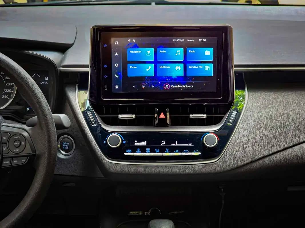 Vehicle View 5
