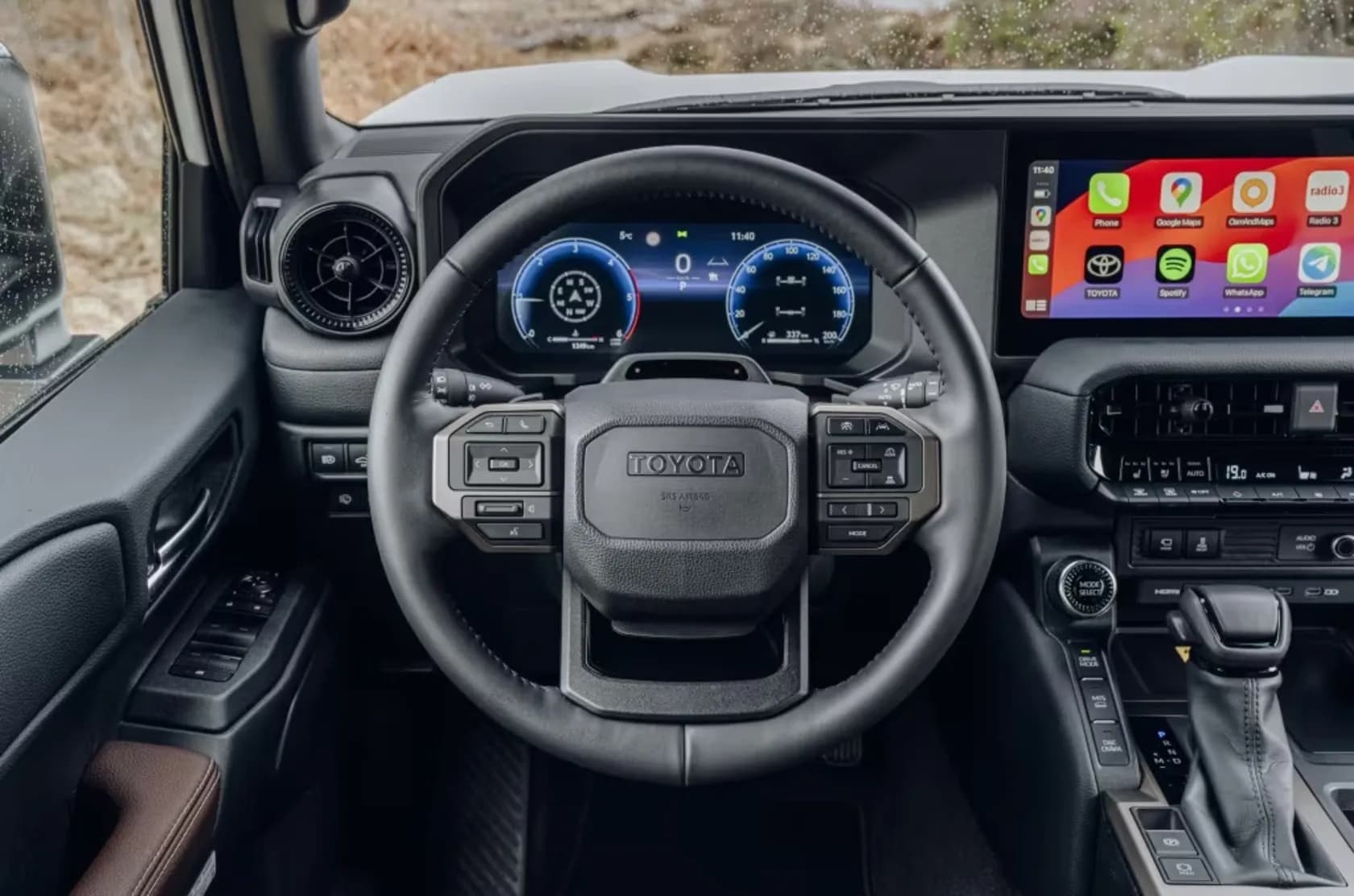 Vehicle View 5